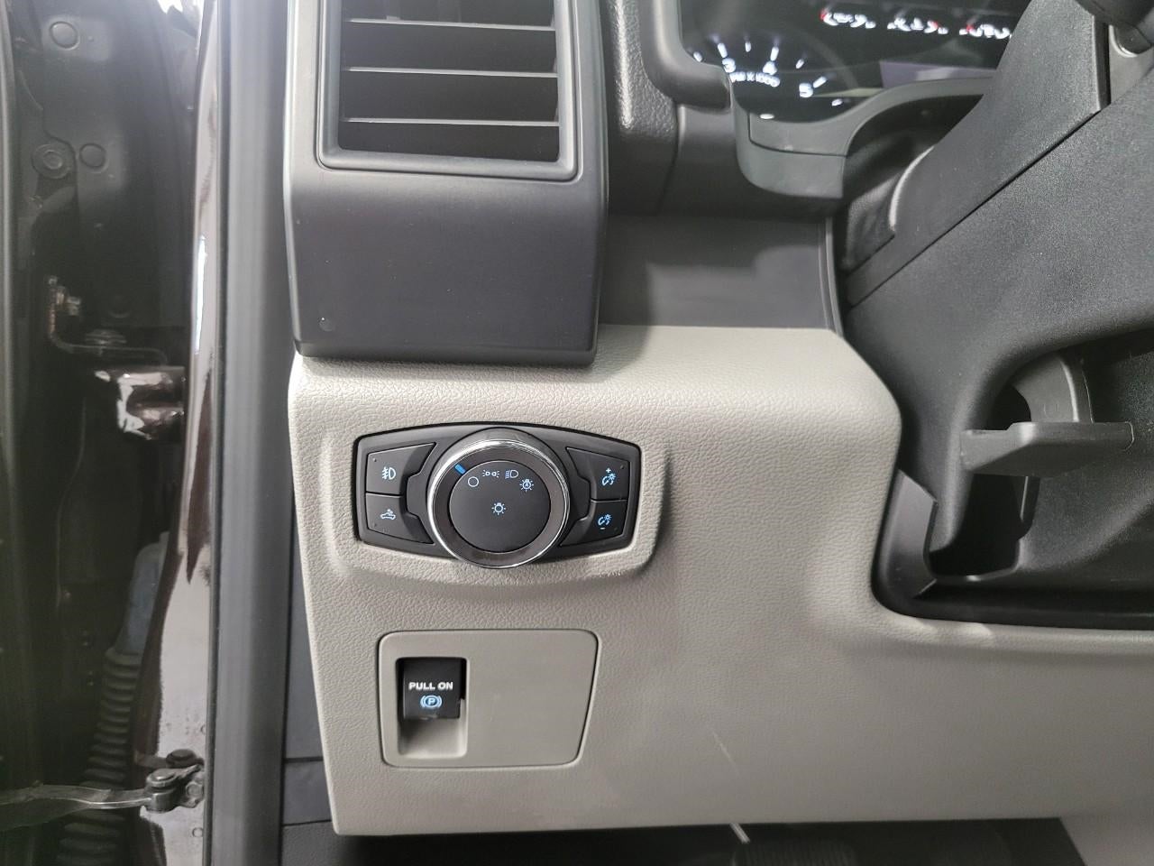 2019 Ford F-150 XL 4WD SuperCrew 5.5' Box