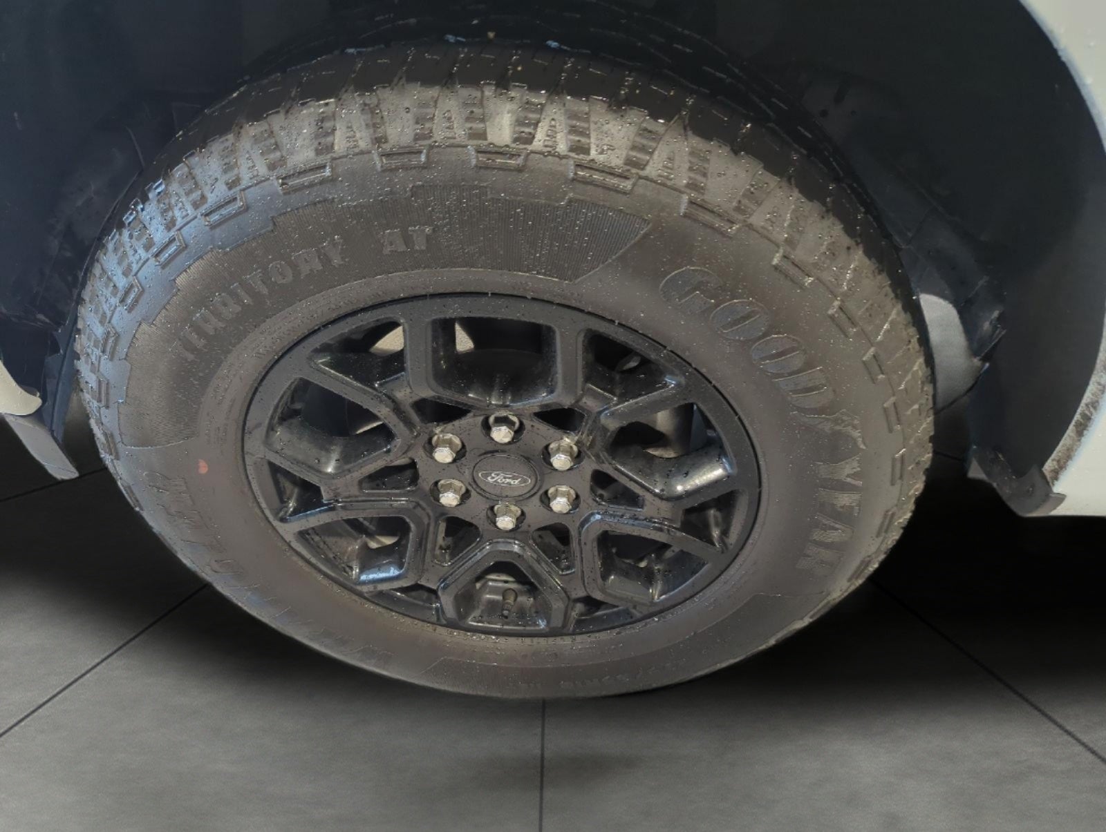 2025 Ford F-150 STX 4WD SuperCrew 5.5' Box