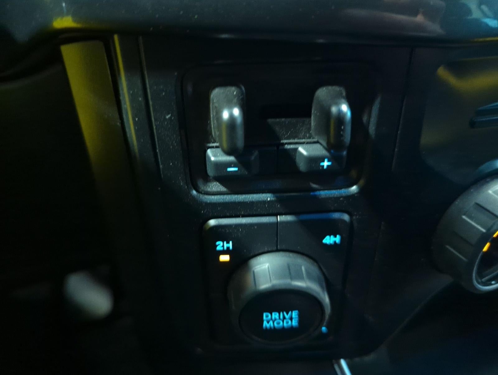 2025 Ford F-150 STX 4WD SuperCrew 5.5' Box