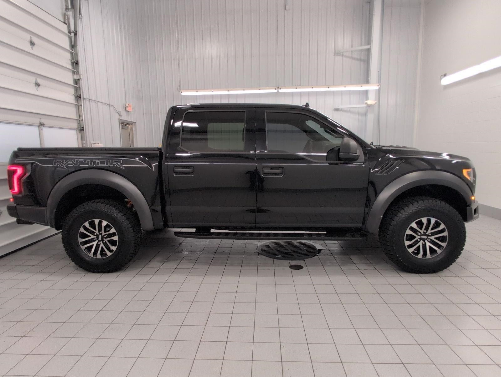 2019 Ford F-150 Raptor 4WD SuperCrew 5.5' Box