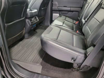 2022 Ford F-150 RAPTOR 4WD SUPERCREW 5.5' BOX ** 801A ** 37 PERFORMANCE PACKAGE ** MOONROOF & TAILGATE **