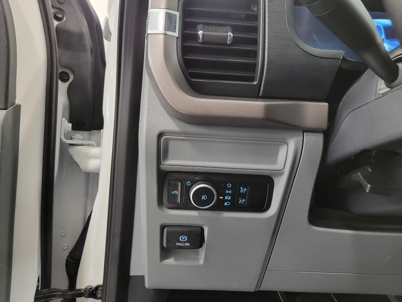 2024 Ford F-150 XLT 4WD SuperCrew 5.5' Box