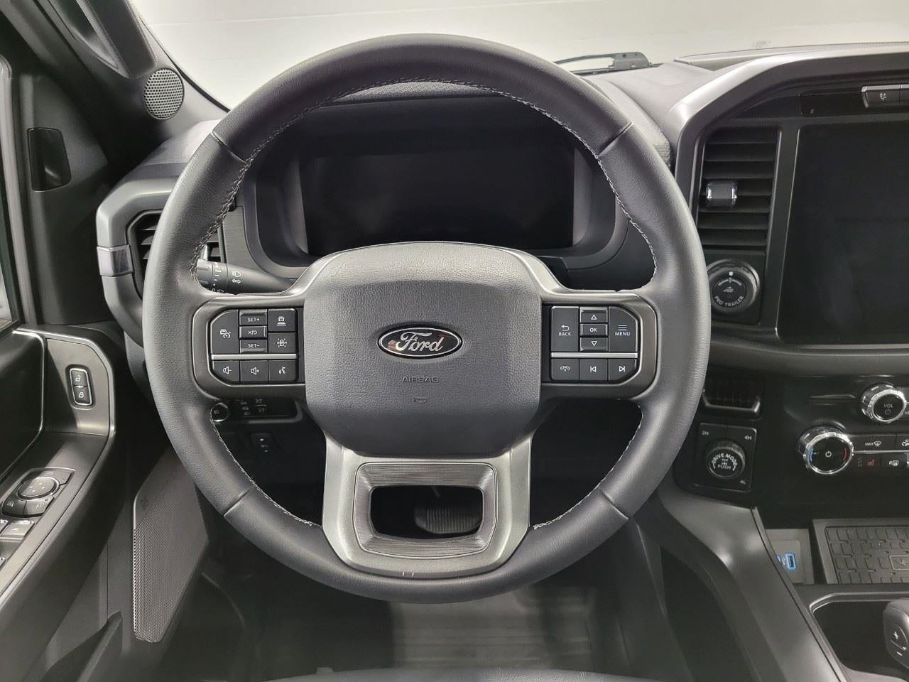2024 Ford F-150 XLT 4WD SuperCrew 5.5' Box