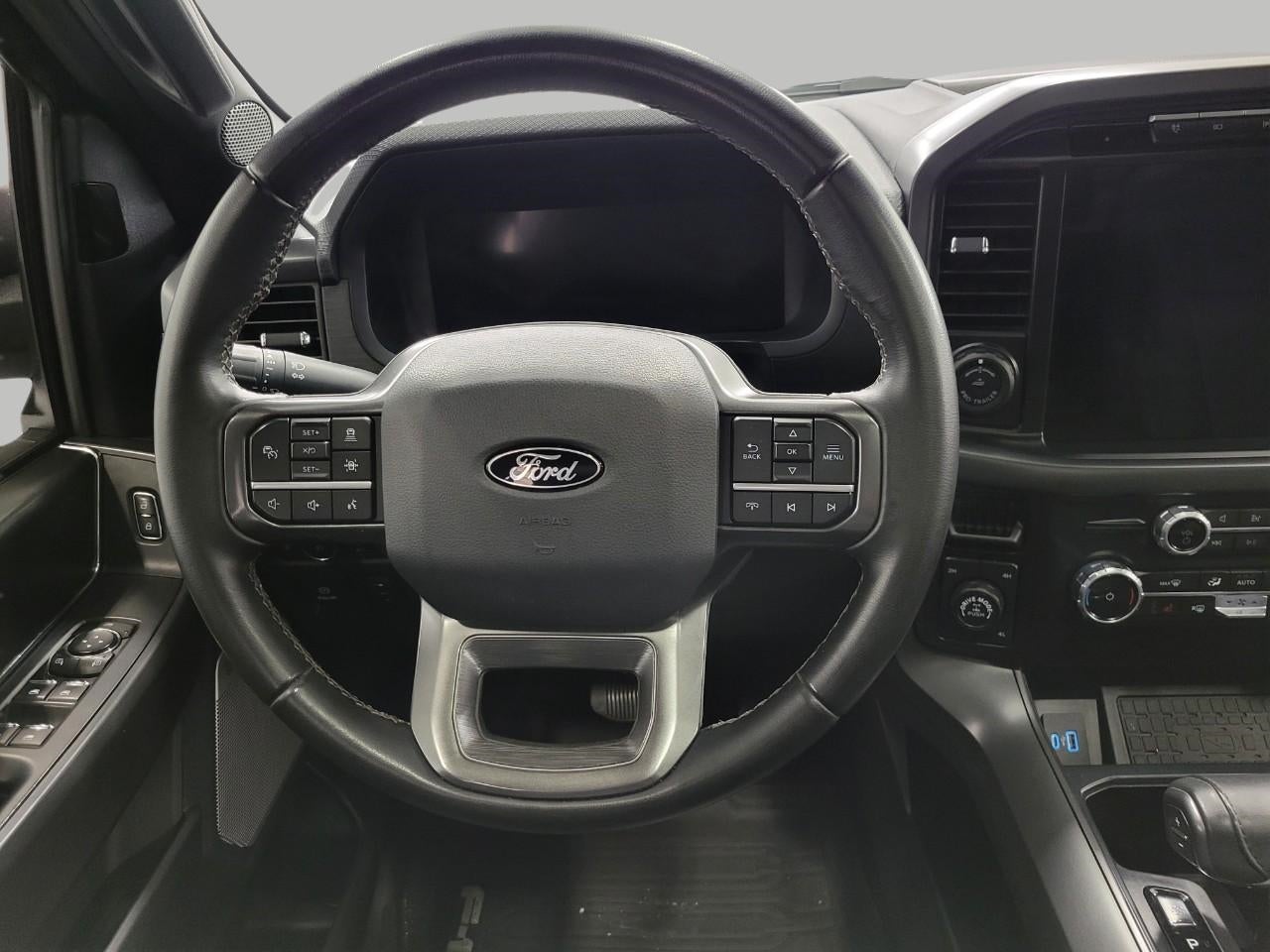 2024 Ford F-150 XLT 4WD 5.5' BOX ** PANORAMIC SUNROOF ** LEATHER ** POWERBOOST **