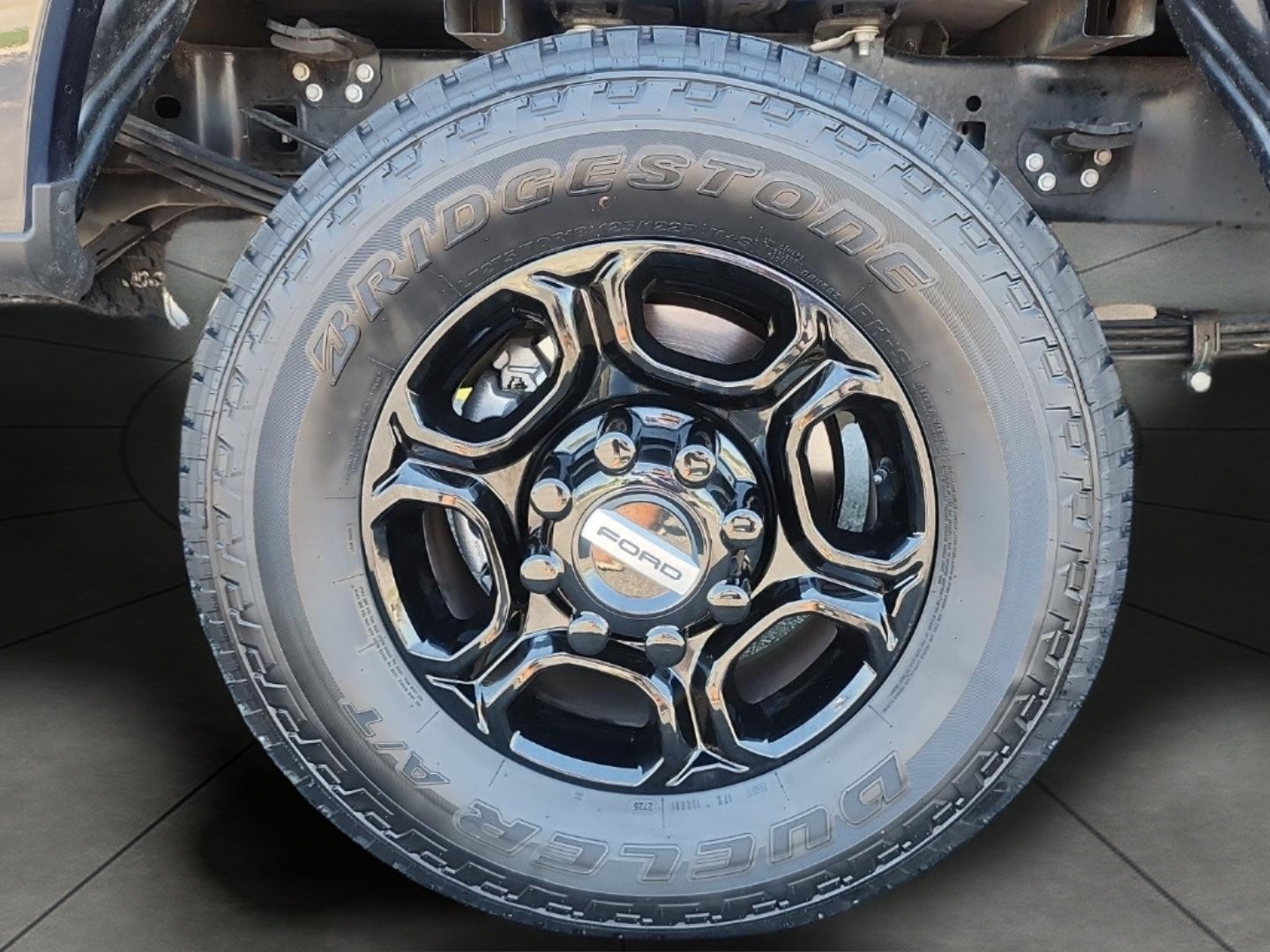2025 Ford Super Duty F-350 SRW XL 4WD Reg Cab 8' Box