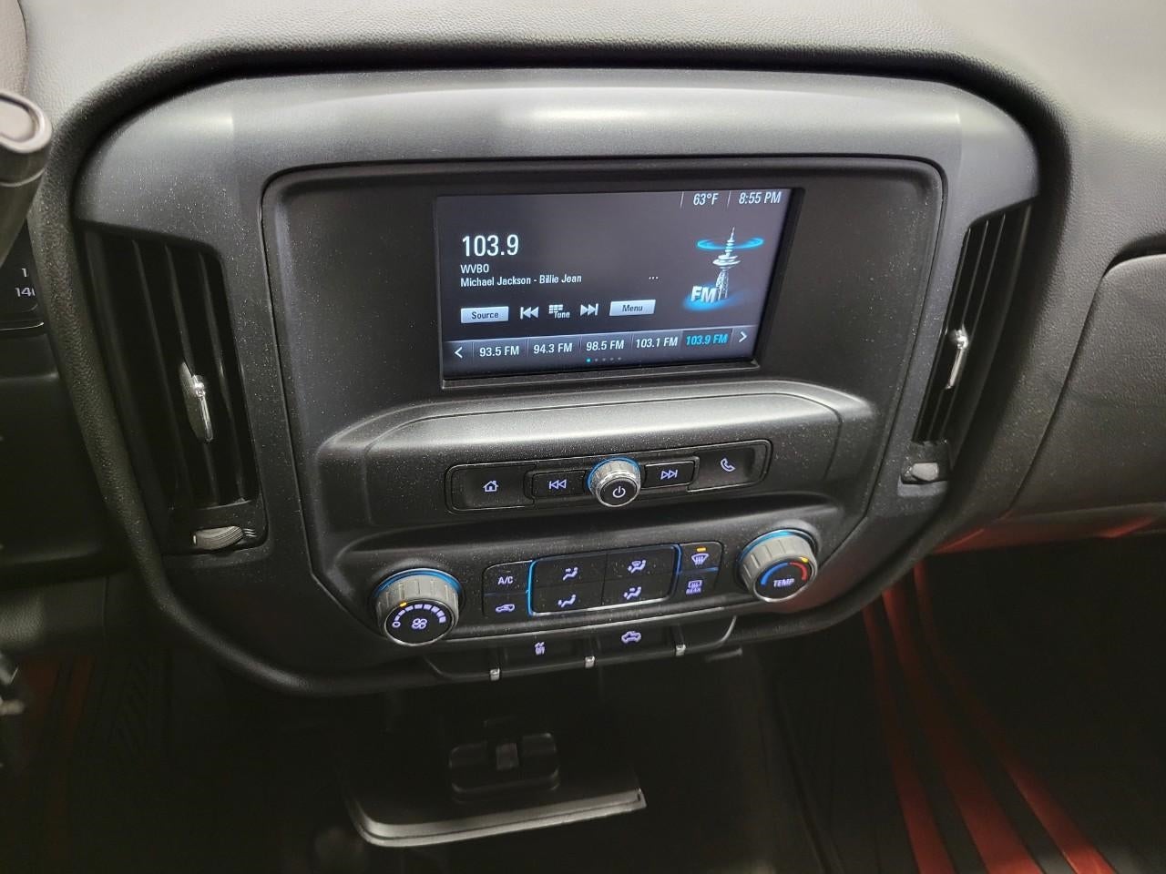2017 Chevrolet Silverado 1500 4WD Double Cab 143.5 Custom