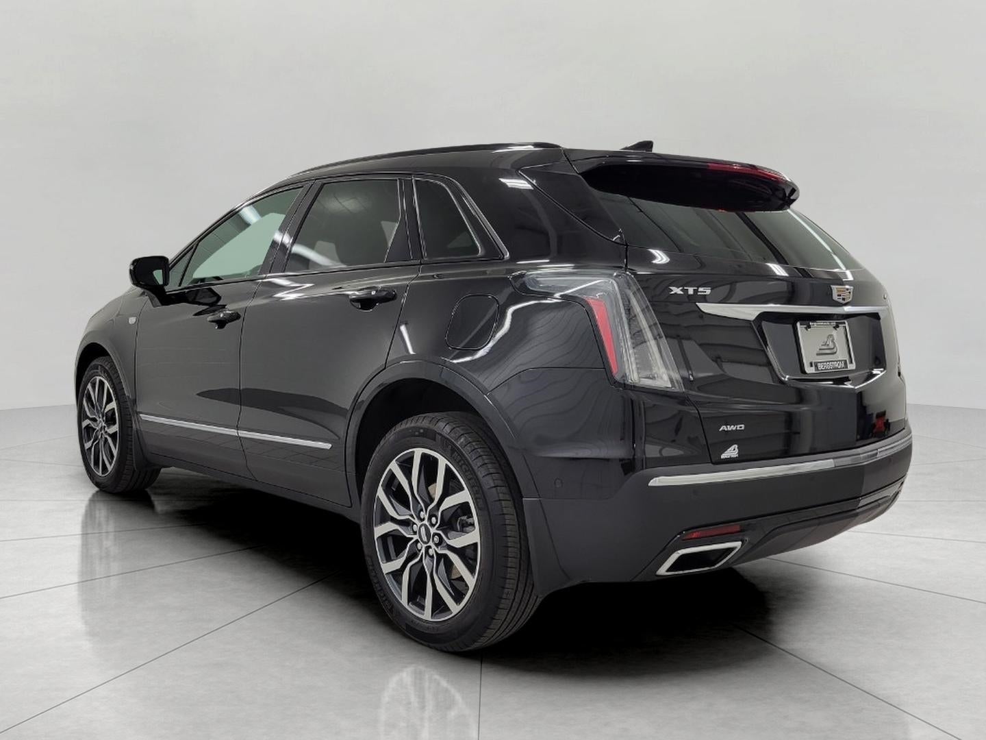 2021 Cadillac XT5 AWD 4dr Sport