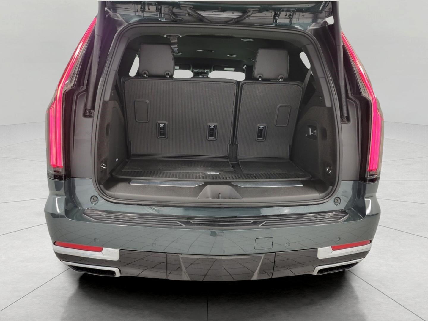 2025 Cadillac Escalade 4WD 4dr Luxury