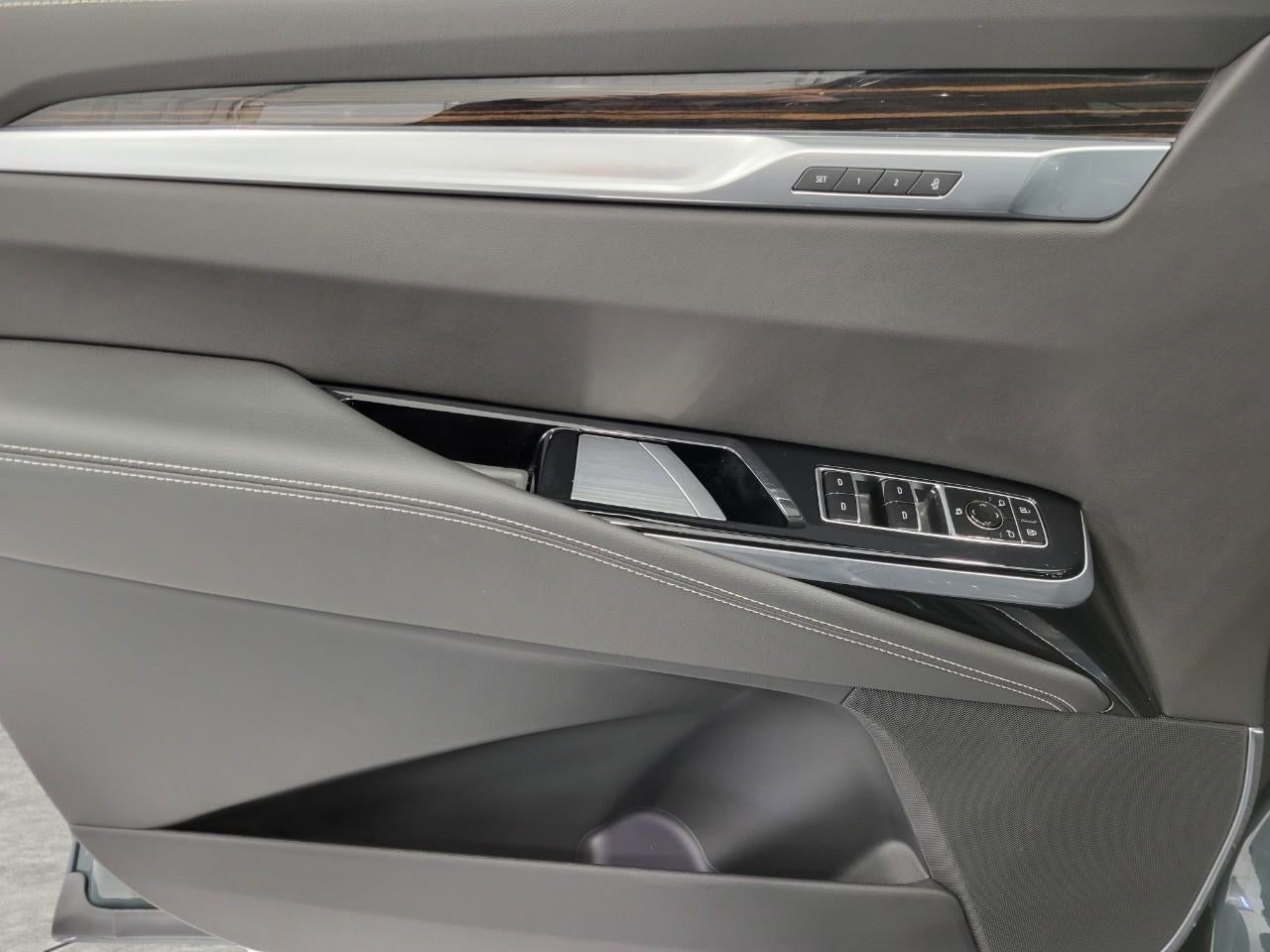 2025 Cadillac Escalade 4WD 4dr Luxury