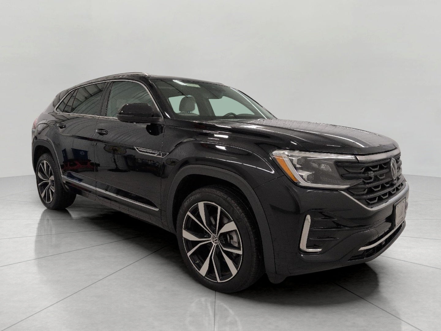 2025 Volkswagen Atlas Cross Sport 2.0T SEL Premium R-Line 4MOTION
