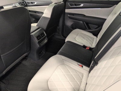 2025 Volkswagen Atlas Cross Sport 2.0T SEL Premium R-Line 4MOTION