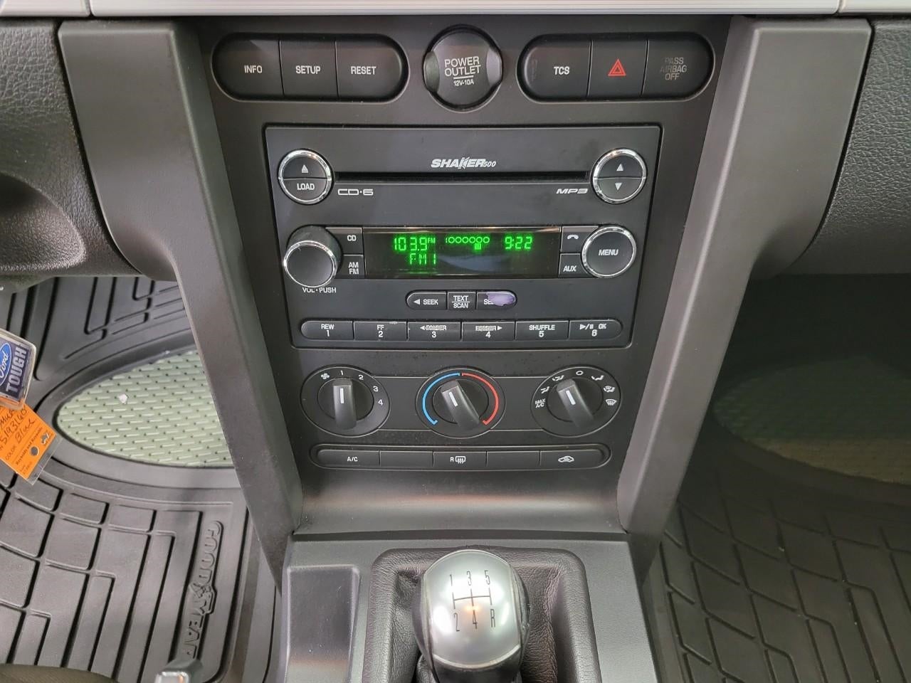 2008 Ford Mustang 2dr Cpe GT Deluxe