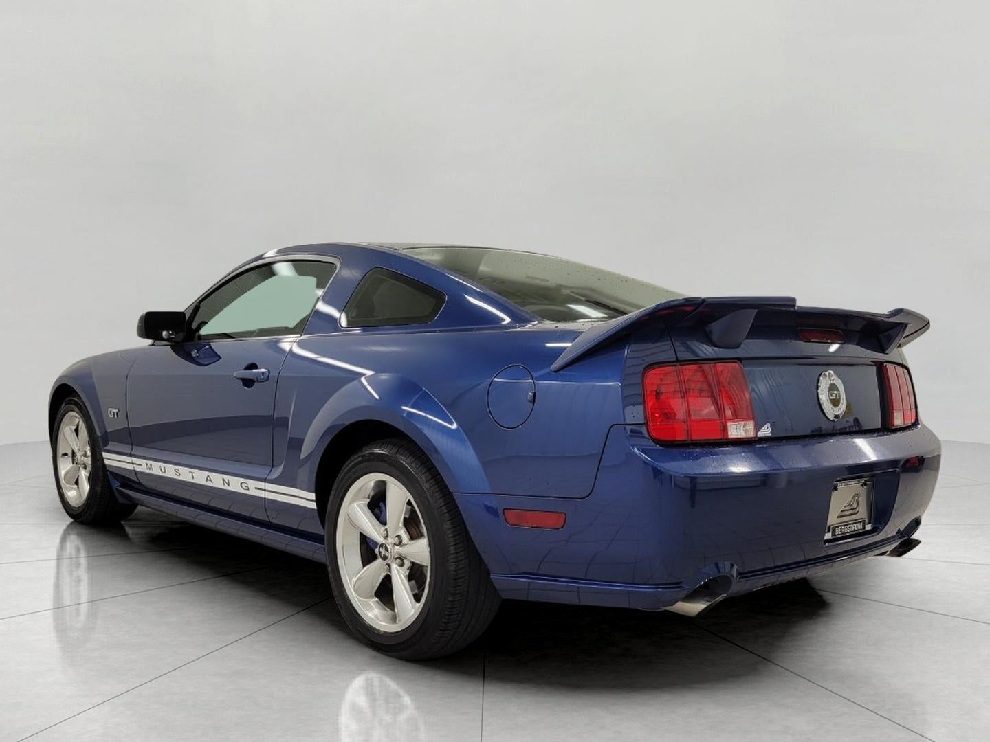 2008 Ford Mustang 2dr Cpe GT Deluxe