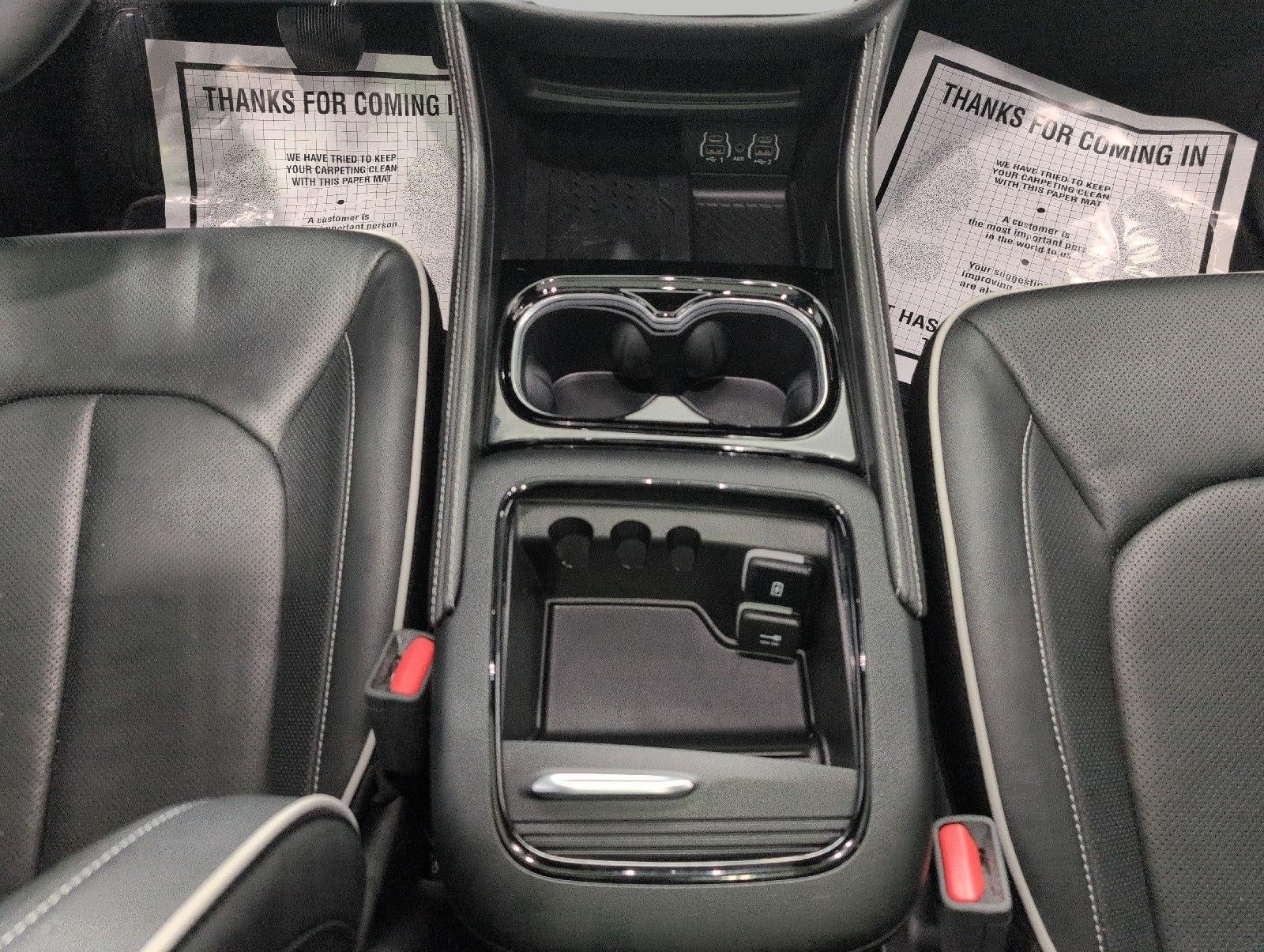 2025 Chrysler Pacifica Hybrid Select FWD
