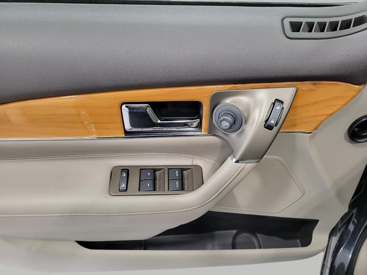 2014 Lincoln MKX AWD 4DR ** ADAPTIVE CRUISE ** PANORAMIC SUNROOF **