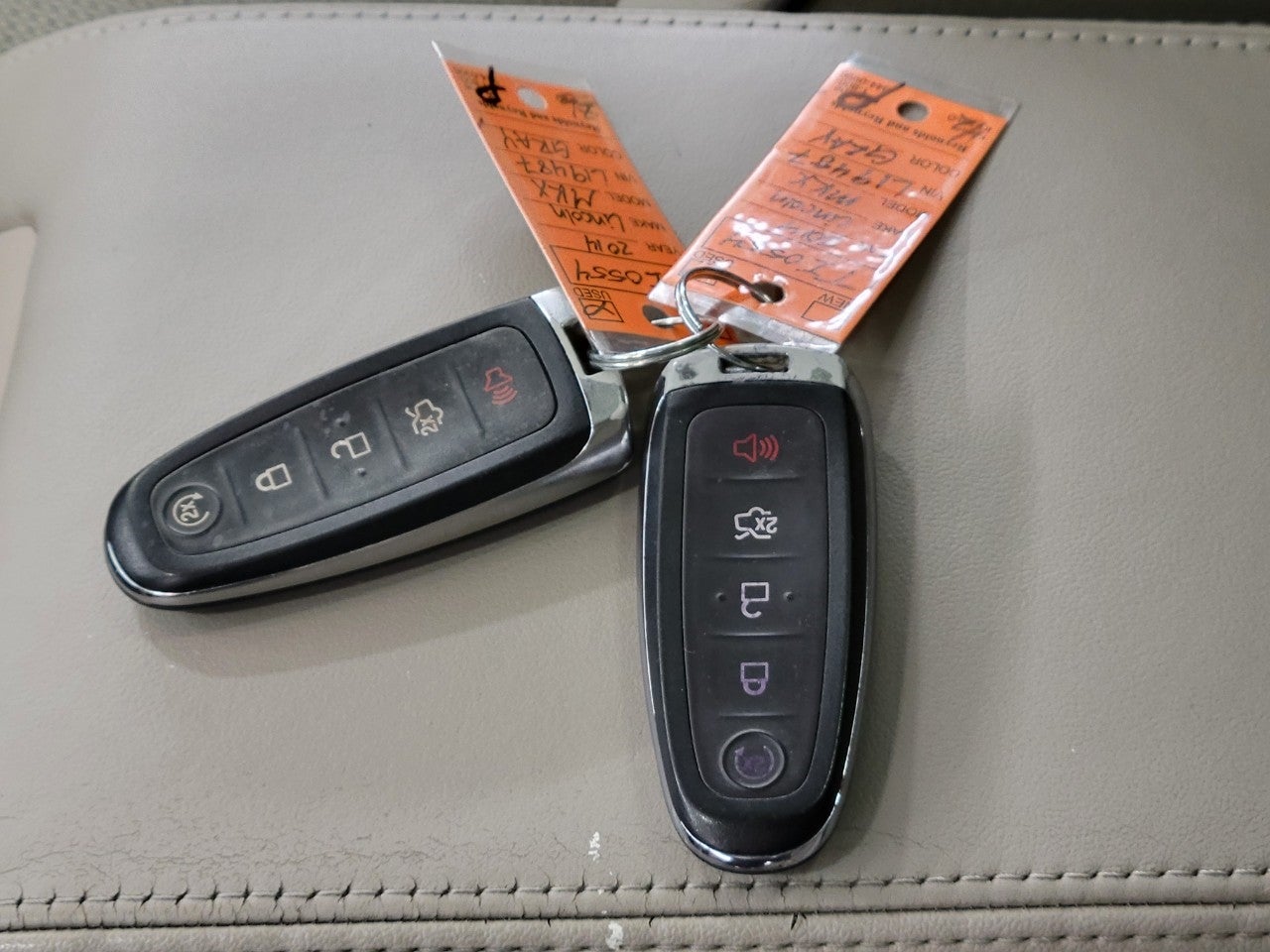 2014 Lincoln MKX AWD 4DR ** ADAPTIVE CRUISE ** PANORAMIC SUNROOF **