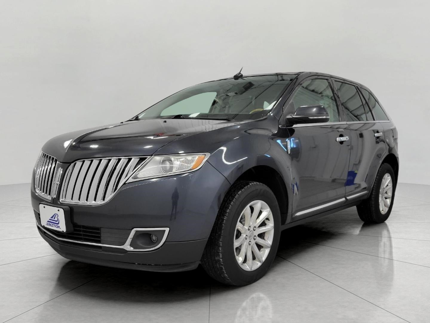 2014 Lincoln MKX AWD 4DR ** ADAPTIVE CRUISE ** PANORAMIC SUNROOF **