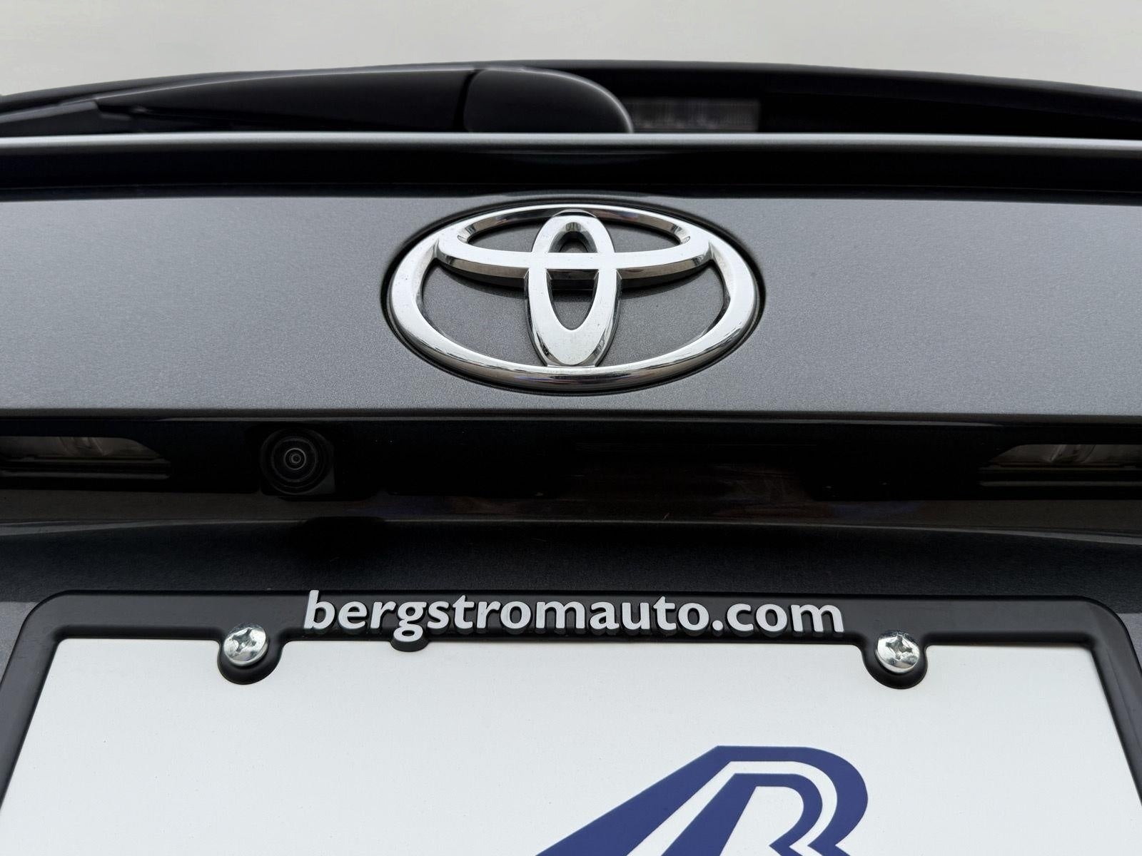 2025 Toyota RAV4 XLE AWD