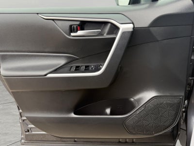 2025 Toyota RAV4 XLE AWD