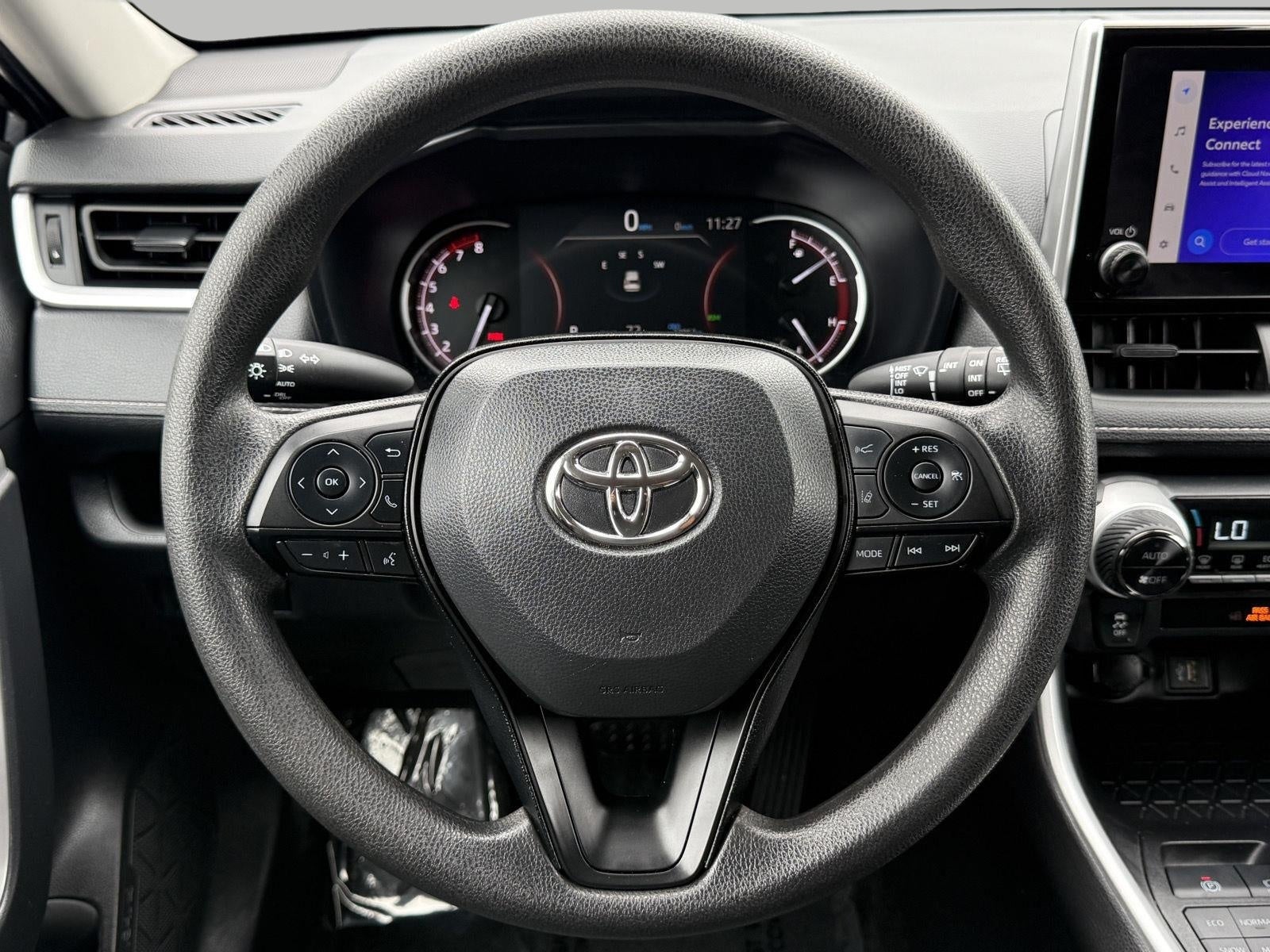 2025 Toyota RAV4 XLE AWD