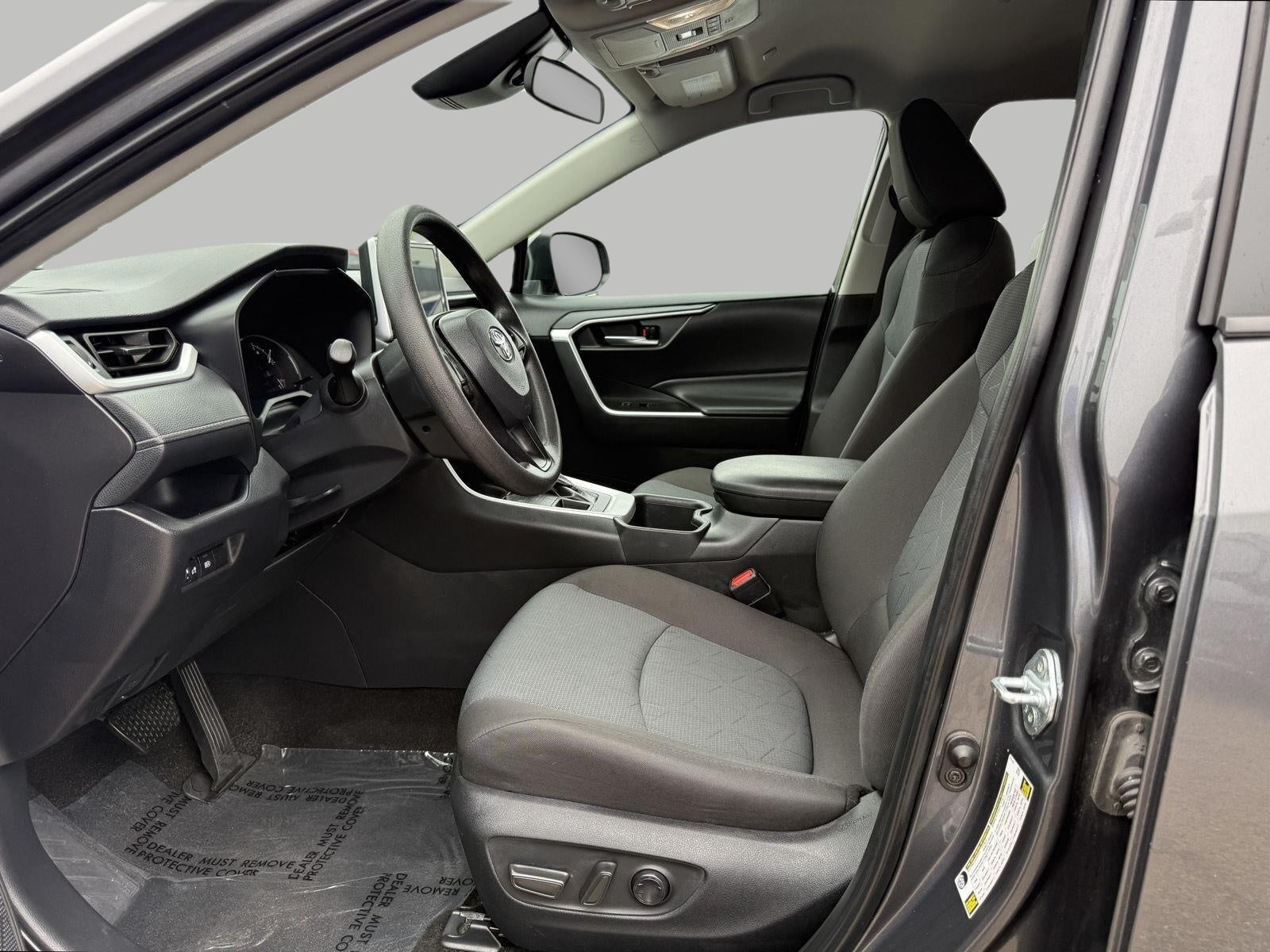 2025 Toyota RAV4 XLE AWD
