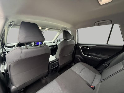 2025 Toyota RAV4 XLE AWD