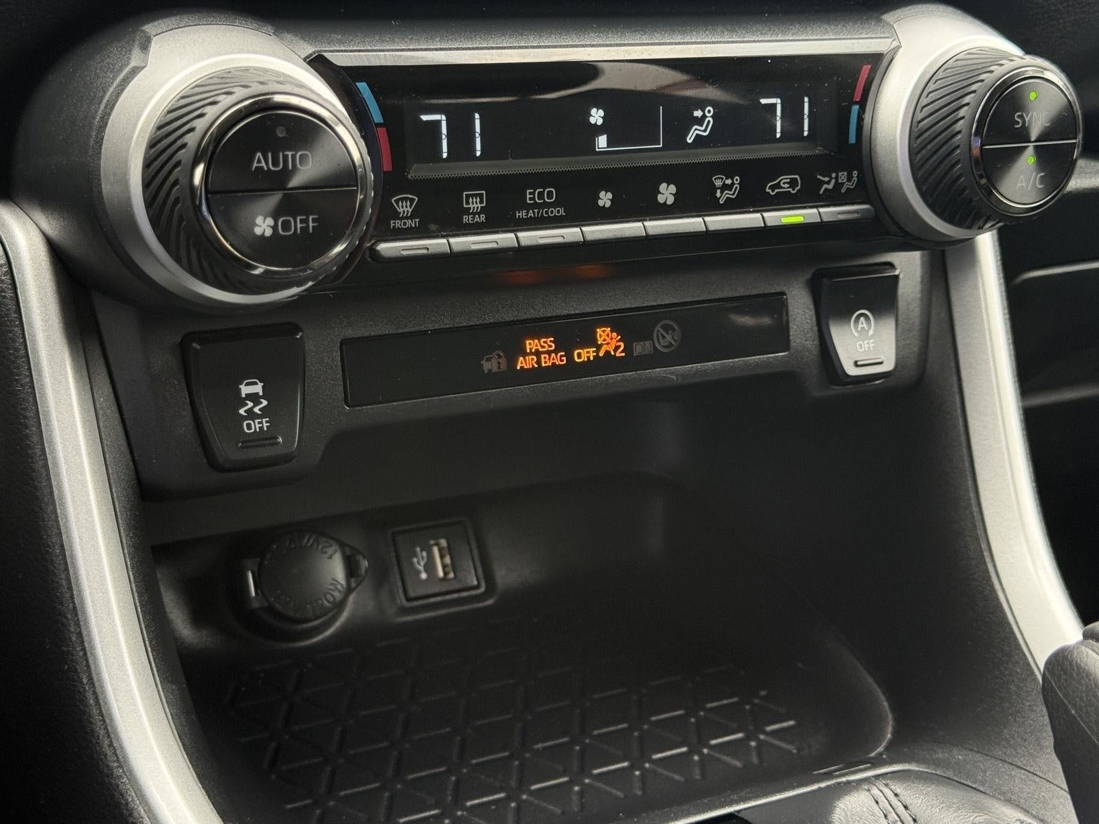 2025 Toyota RAV4 XLE AWD