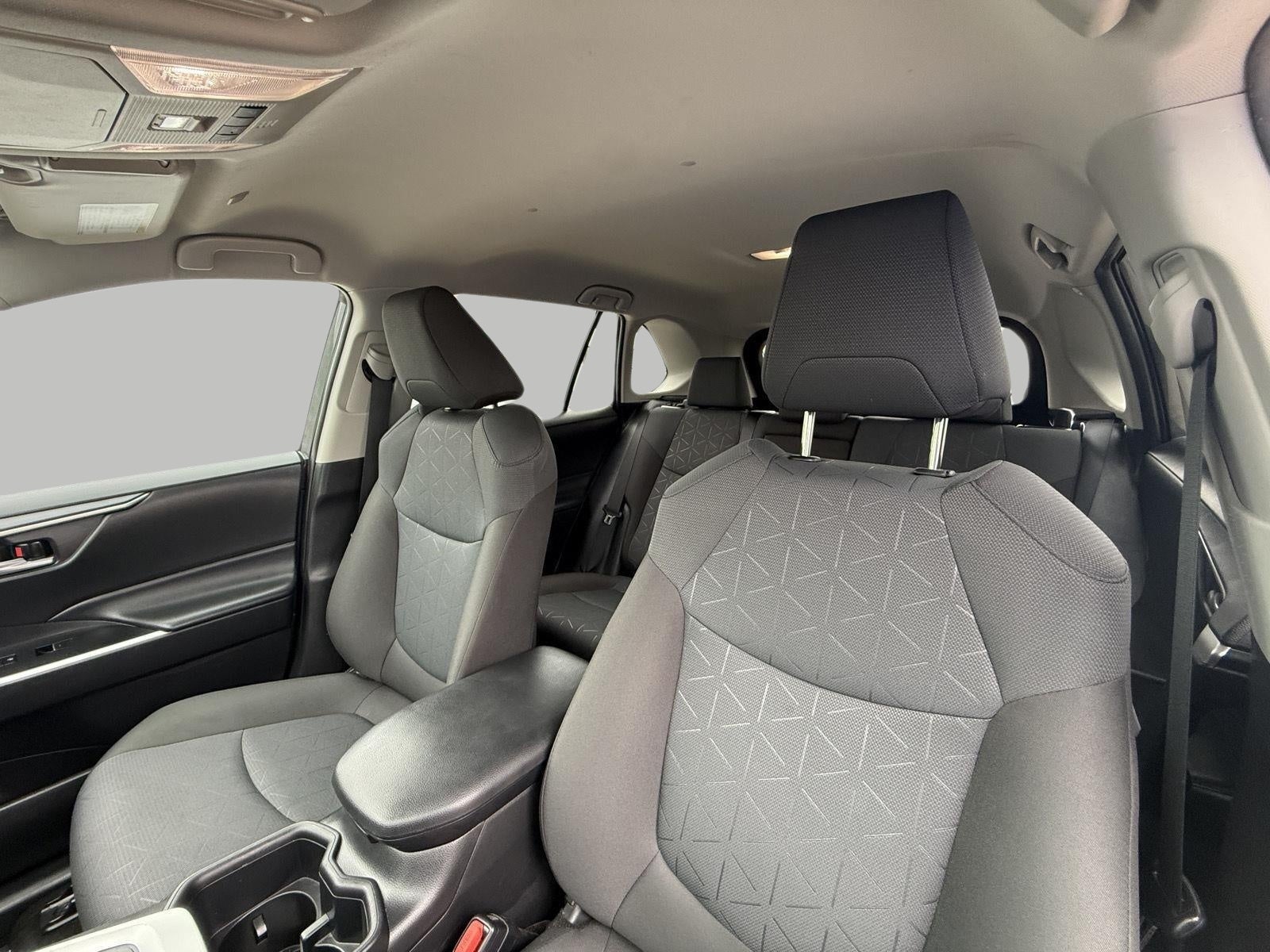 2025 Toyota RAV4 XLE AWD