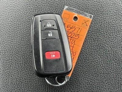 2025 Toyota RAV4 XLE AWD