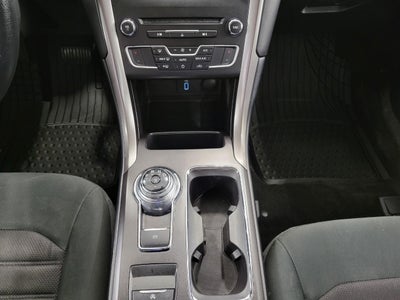 2017 Ford Fusion SE FWD