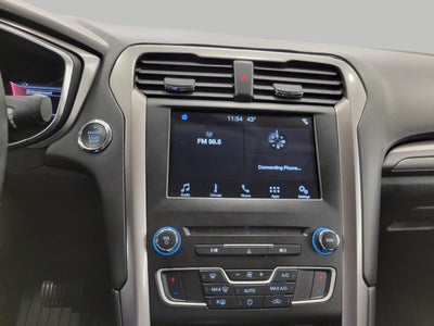 2017 Ford Fusion SE FWD