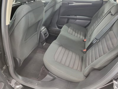 2017 Ford Fusion SE FWD