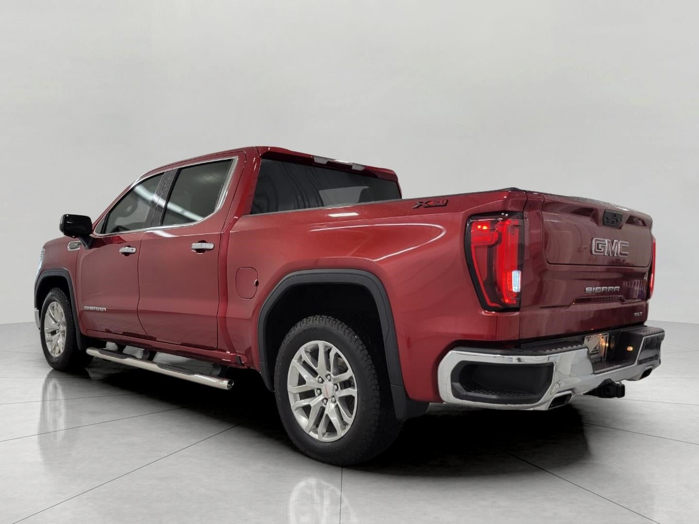 2021 GMC Sierra 1500 4WD Crew Cab 147 SLT