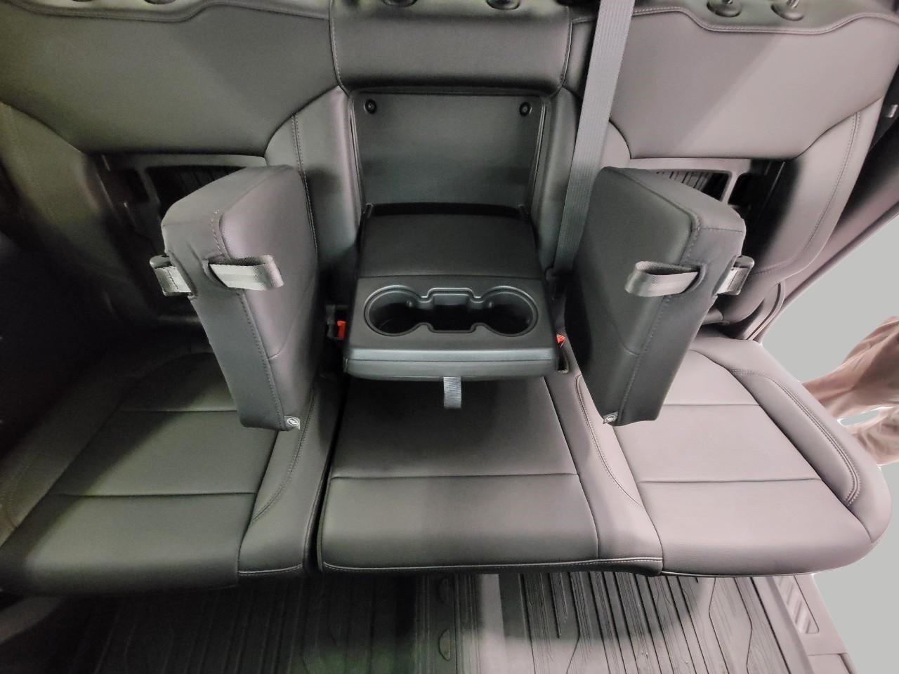 2021 GMC Sierra 1500 4WD Crew Cab 147 SLT