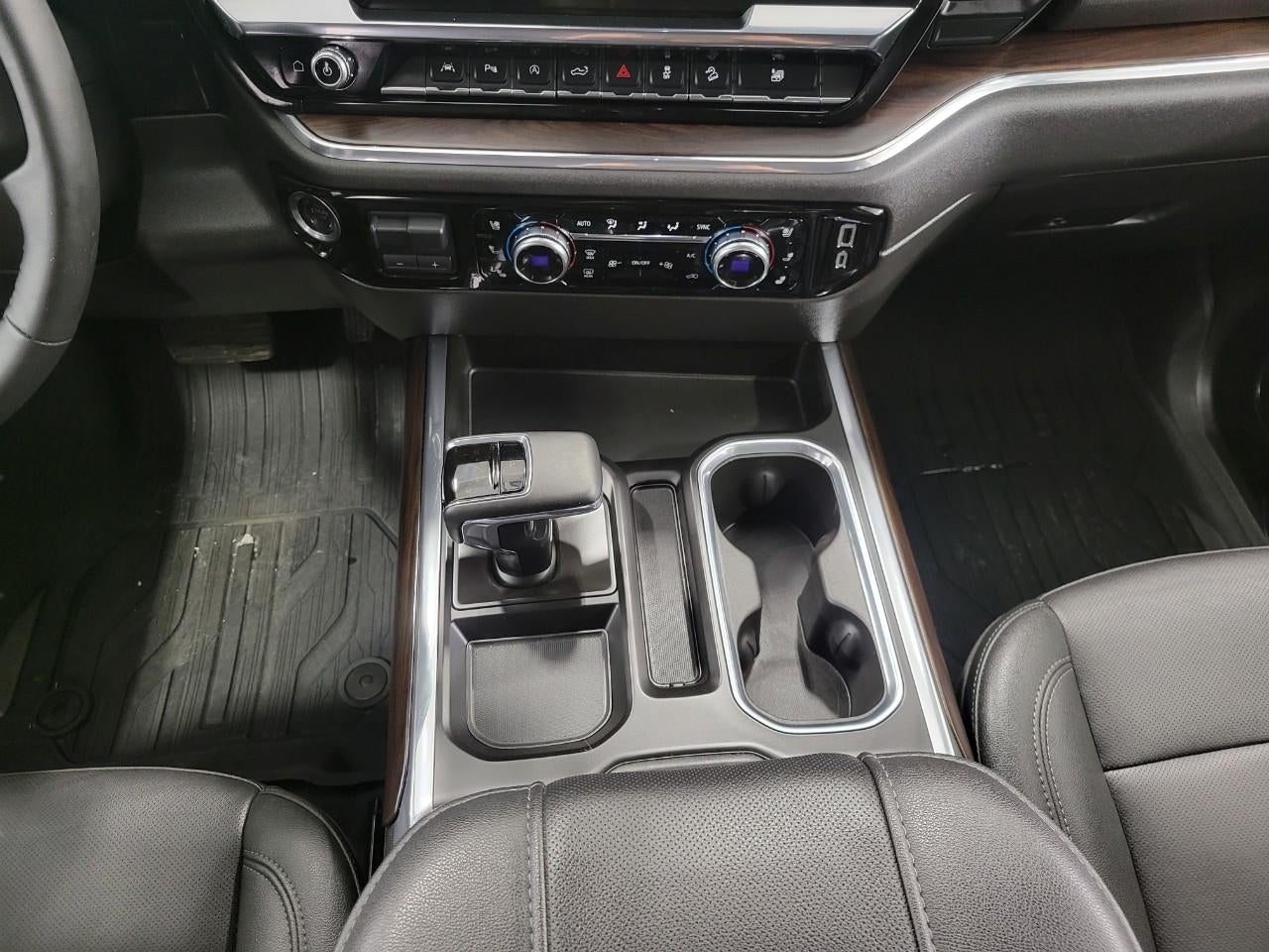 2024 GMC Sierra 1500 4WD Crew Cab 147 SLT