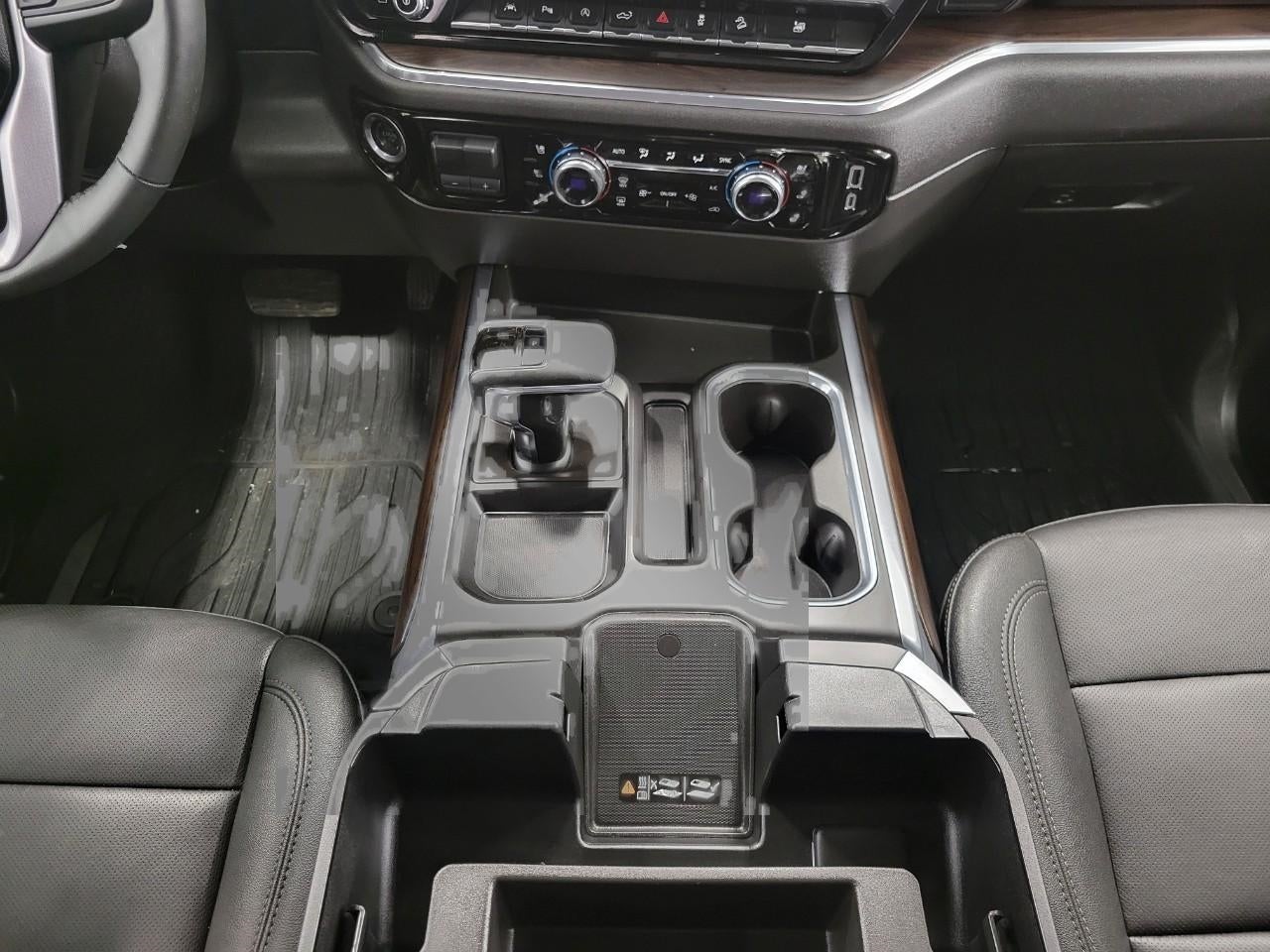 2024 GMC Sierra 1500 4WD Crew Cab 147 SLT