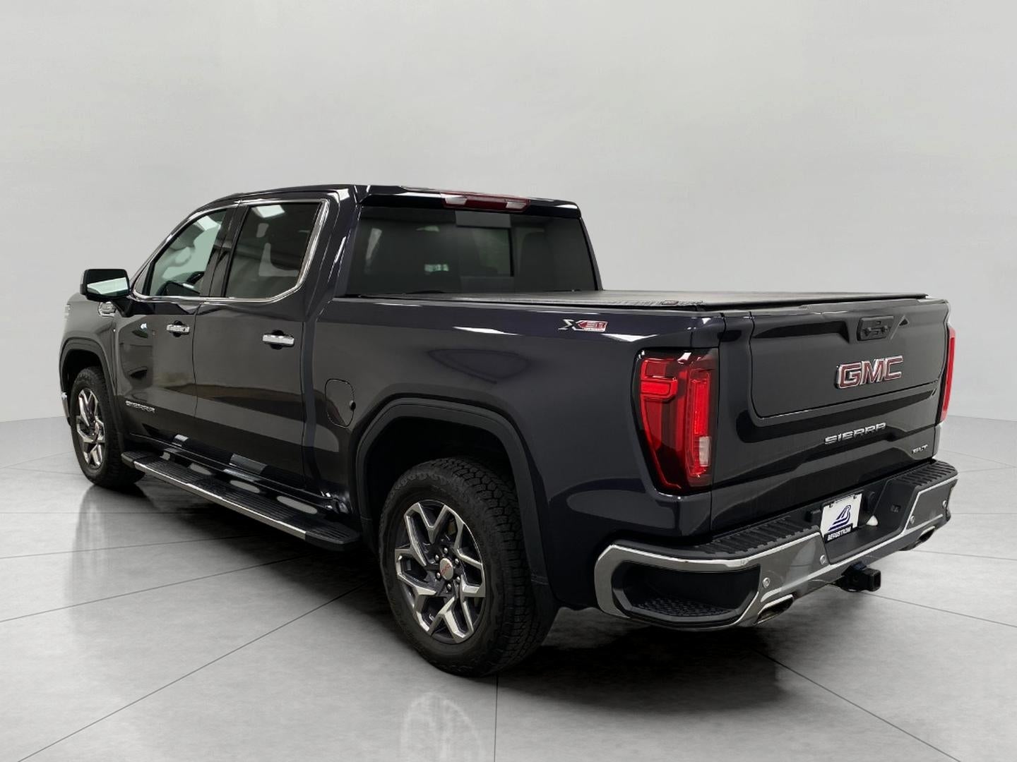 2024 GMC Sierra 1500 4WD Crew Cab 147 SLT