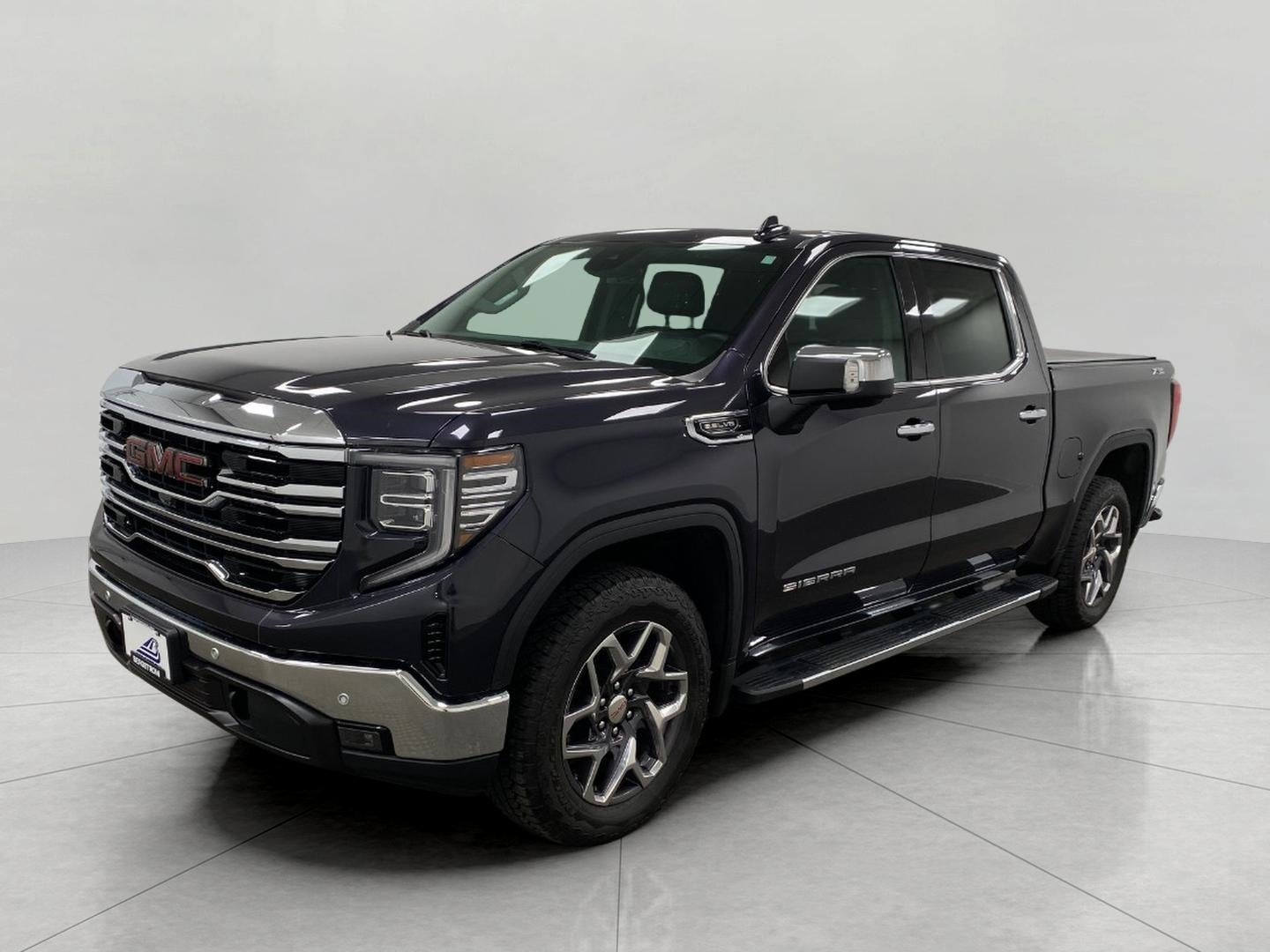 2024 GMC Sierra 1500 4WD Crew Cab 147 SLT