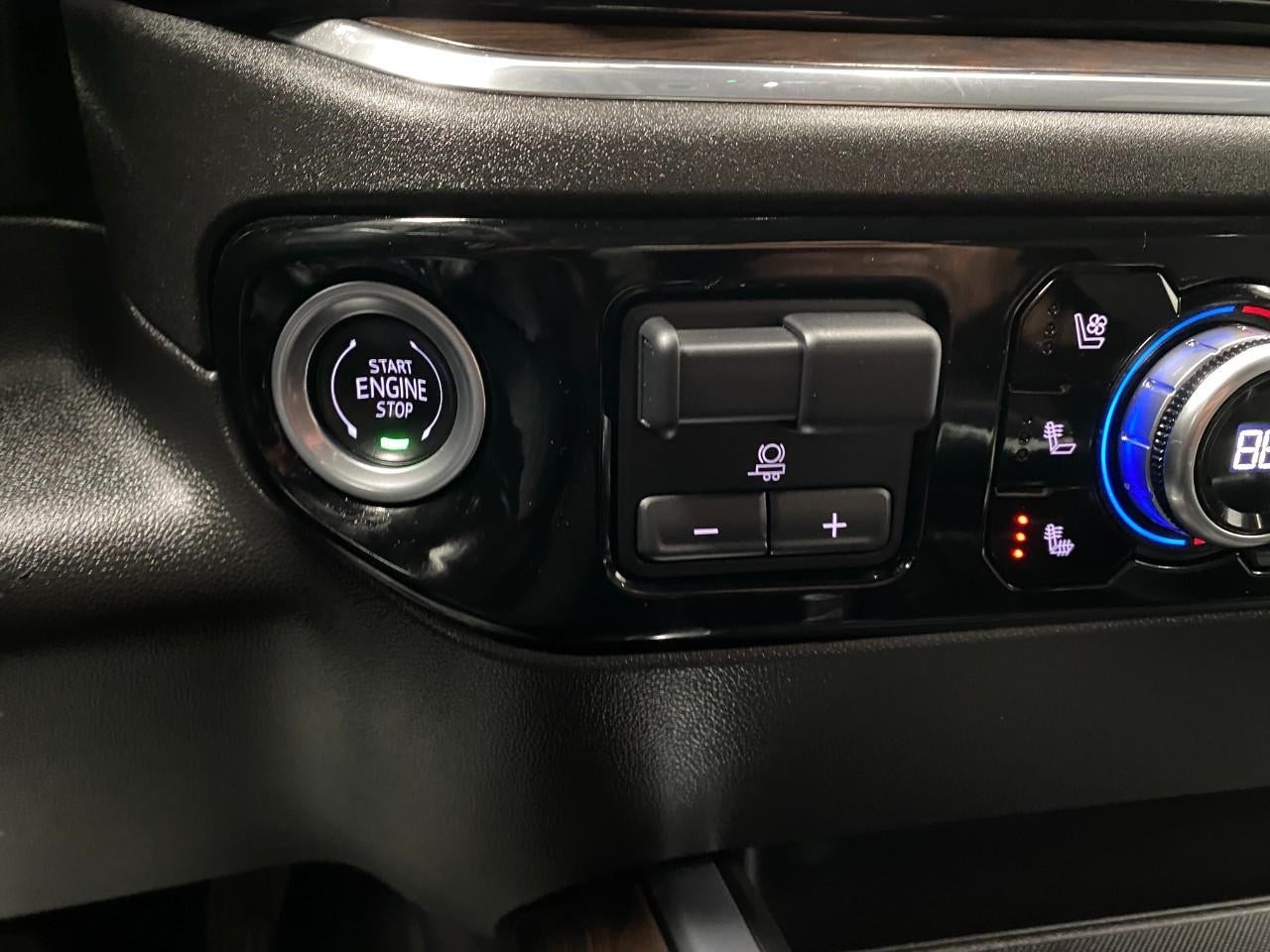 2024 GMC Sierra 1500 4WD Crew Cab 147 SLT