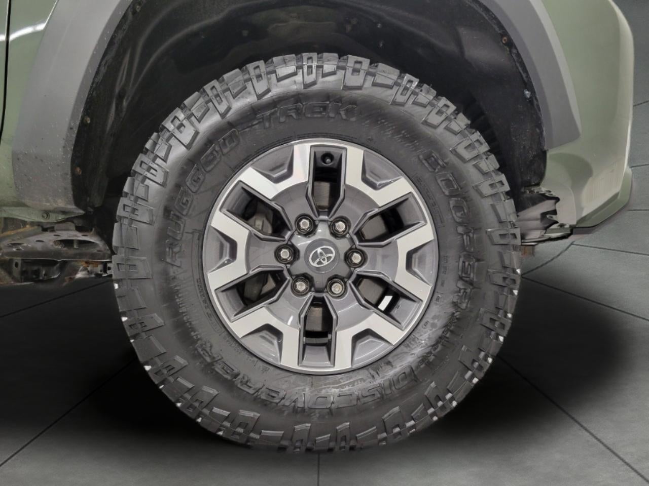 2021 Toyota Tacoma 4WD TRD Off Road Double Cab 5' Bed V6 AT