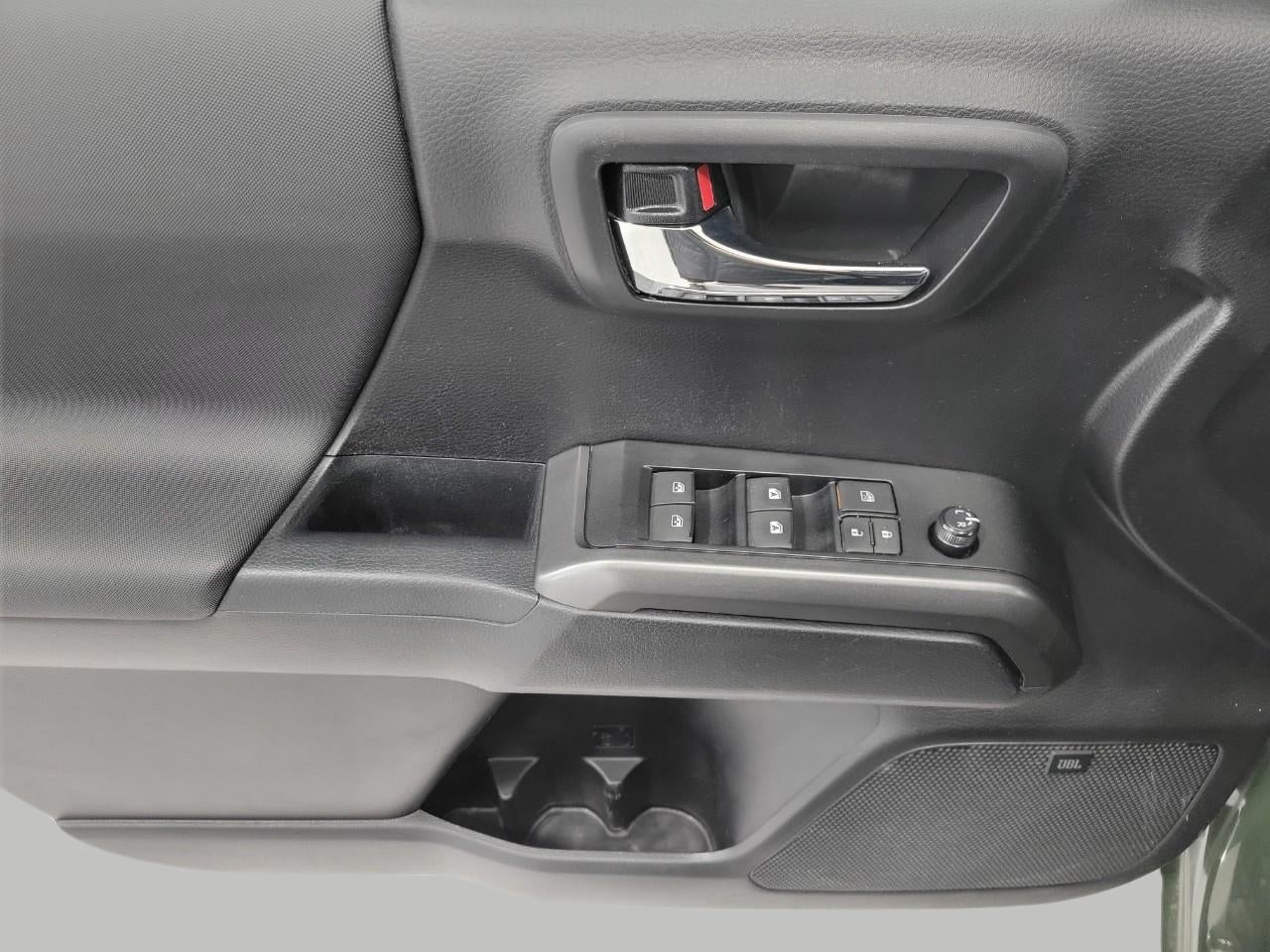 2021 Toyota Tacoma 4WD TRD Off Road Double Cab 5' Bed V6 AT