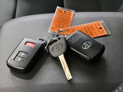 2021 Toyota Tacoma 4WD TRD Off Road Double Cab 5' Bed V6 AT