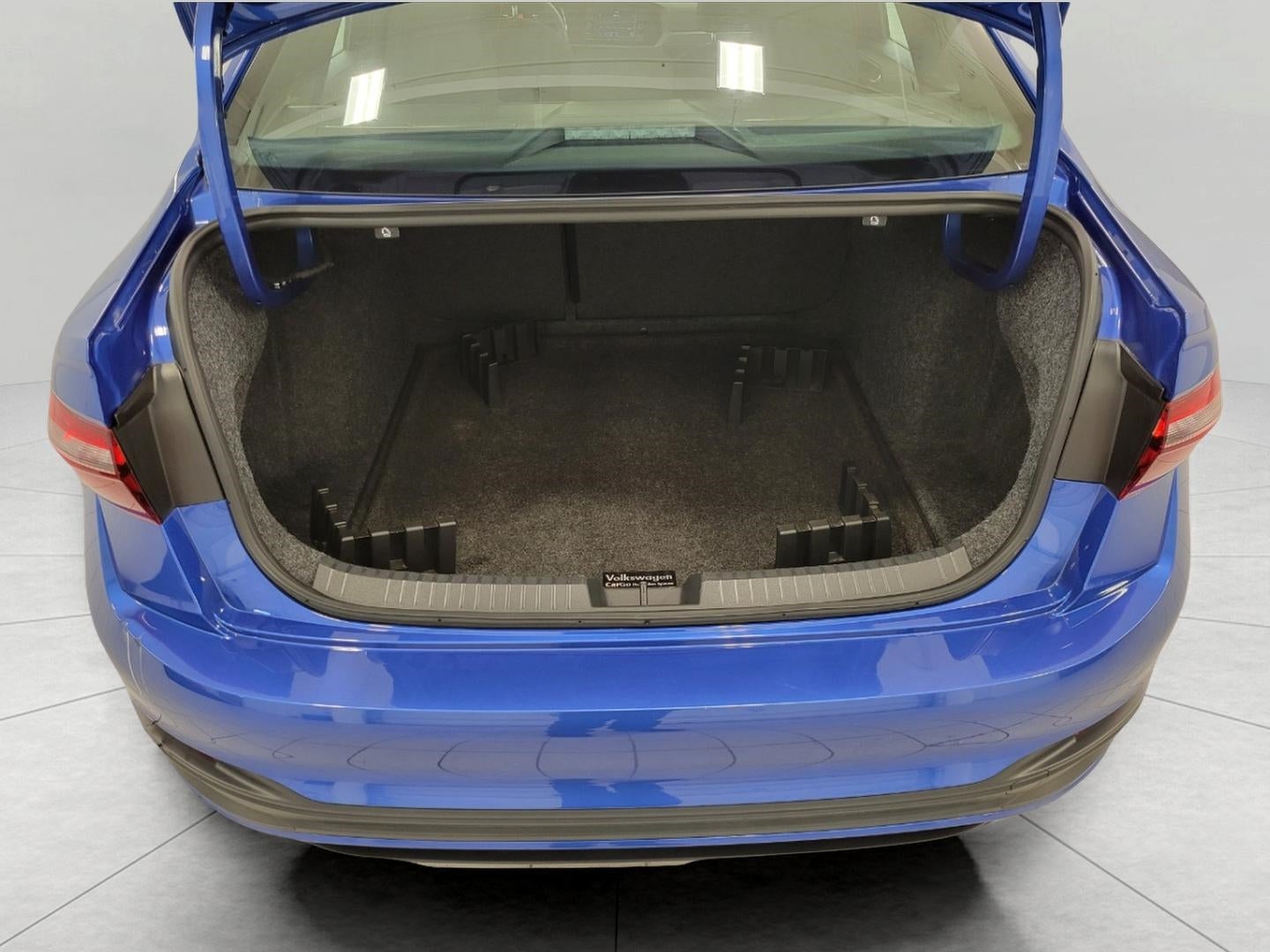 2023 Volkswagen Jetta Sport Manual