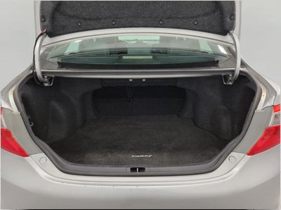 2012 Toyota Camry 4dr Sdn I4 Auto SE