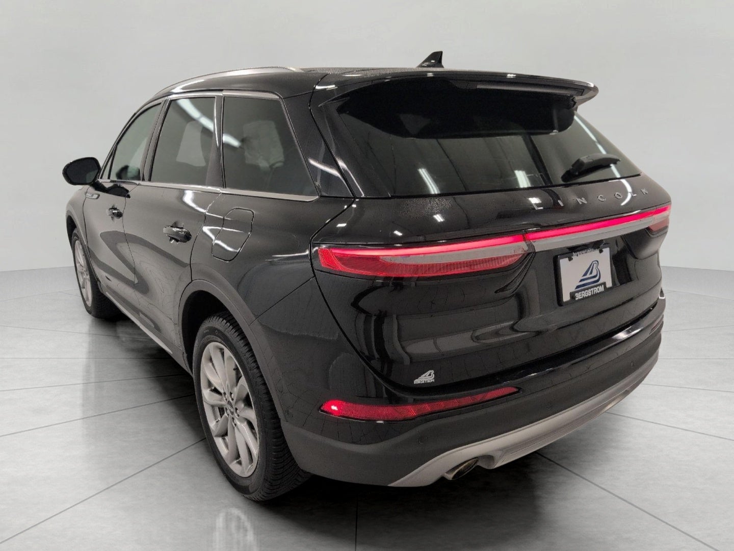 2022 Lincoln Corsair Standard AWD