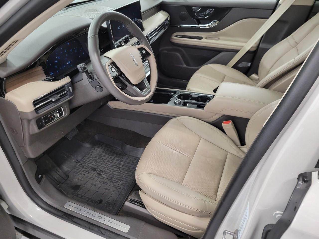 2023 Lincoln Corsair RESERVE AWD ** HEATED STEERING WHEEL ** PANORAMIC SUNROOF ** 360 DEGREE CAMERA **