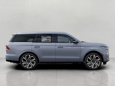 2027 Lincoln Navigator Reserve 4x4