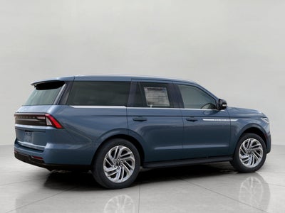 2027 Lincoln Navigator Premiere 4x4