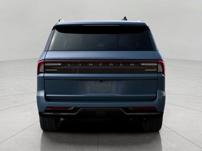 2027 Lincoln Navigator Premiere 4x4