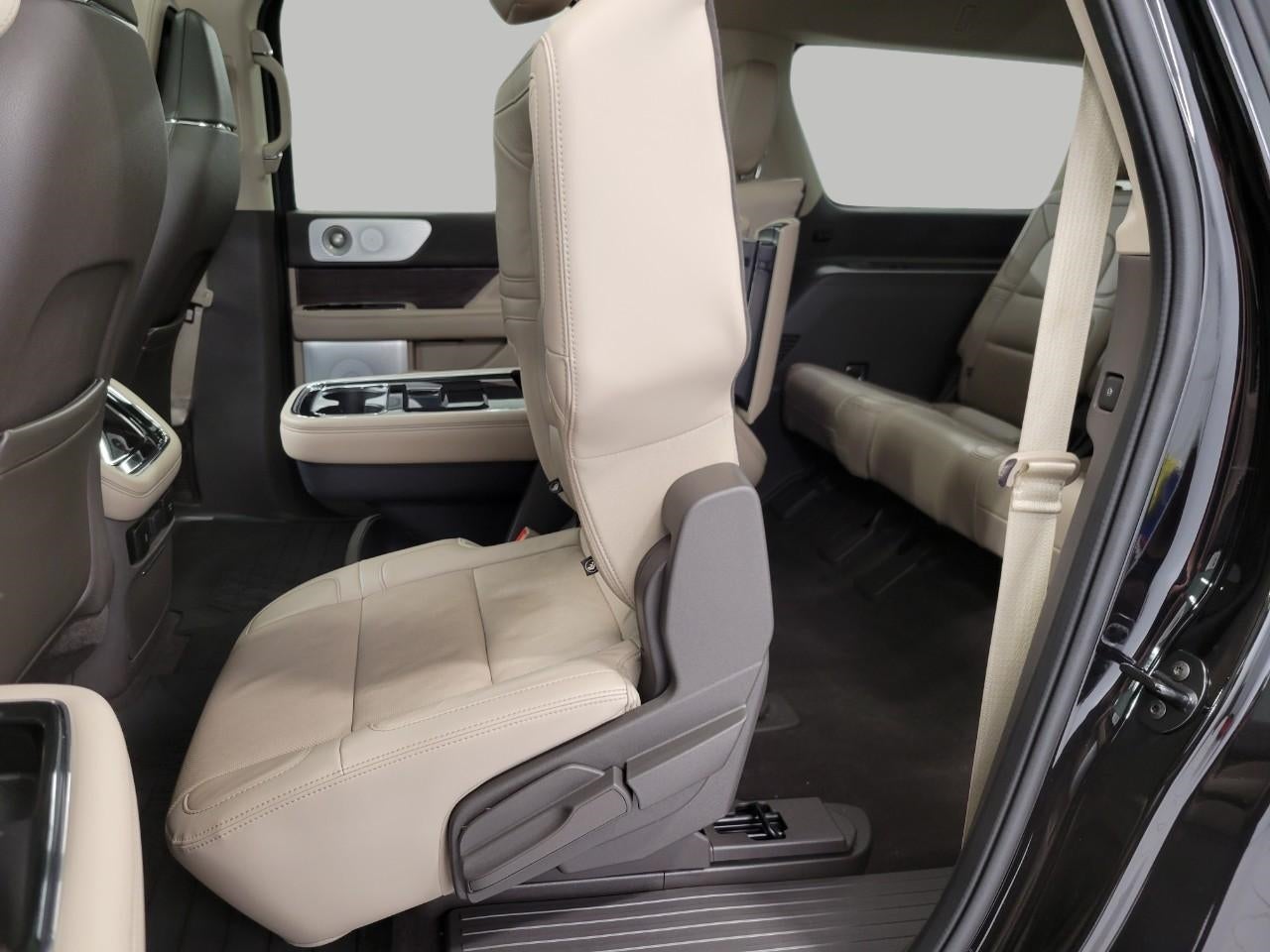 2024 Lincoln Navigator L RESERVE 4X4 ** LUXURY PACKAGE ** MONOCHROMATIC PACKAGE **